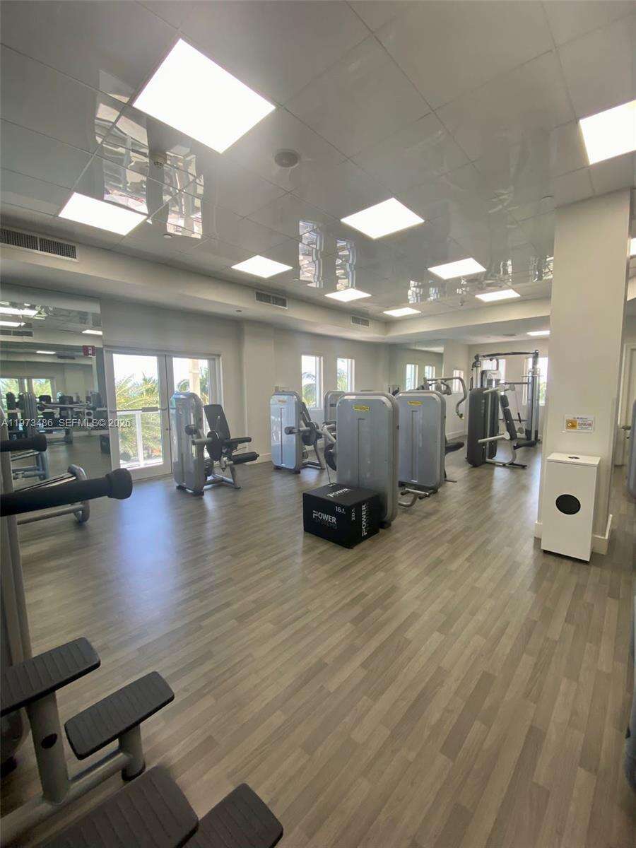 GREEN DIAMOND - 4775 Collins Ave, Miami Beach, FL 33140 | Picture 27