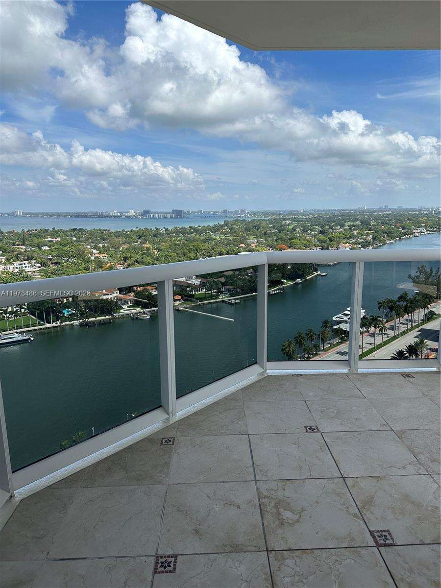 GREEN DIAMOND - 4775 Collins Ave, Miami Beach, FL 33140 | Picture 9