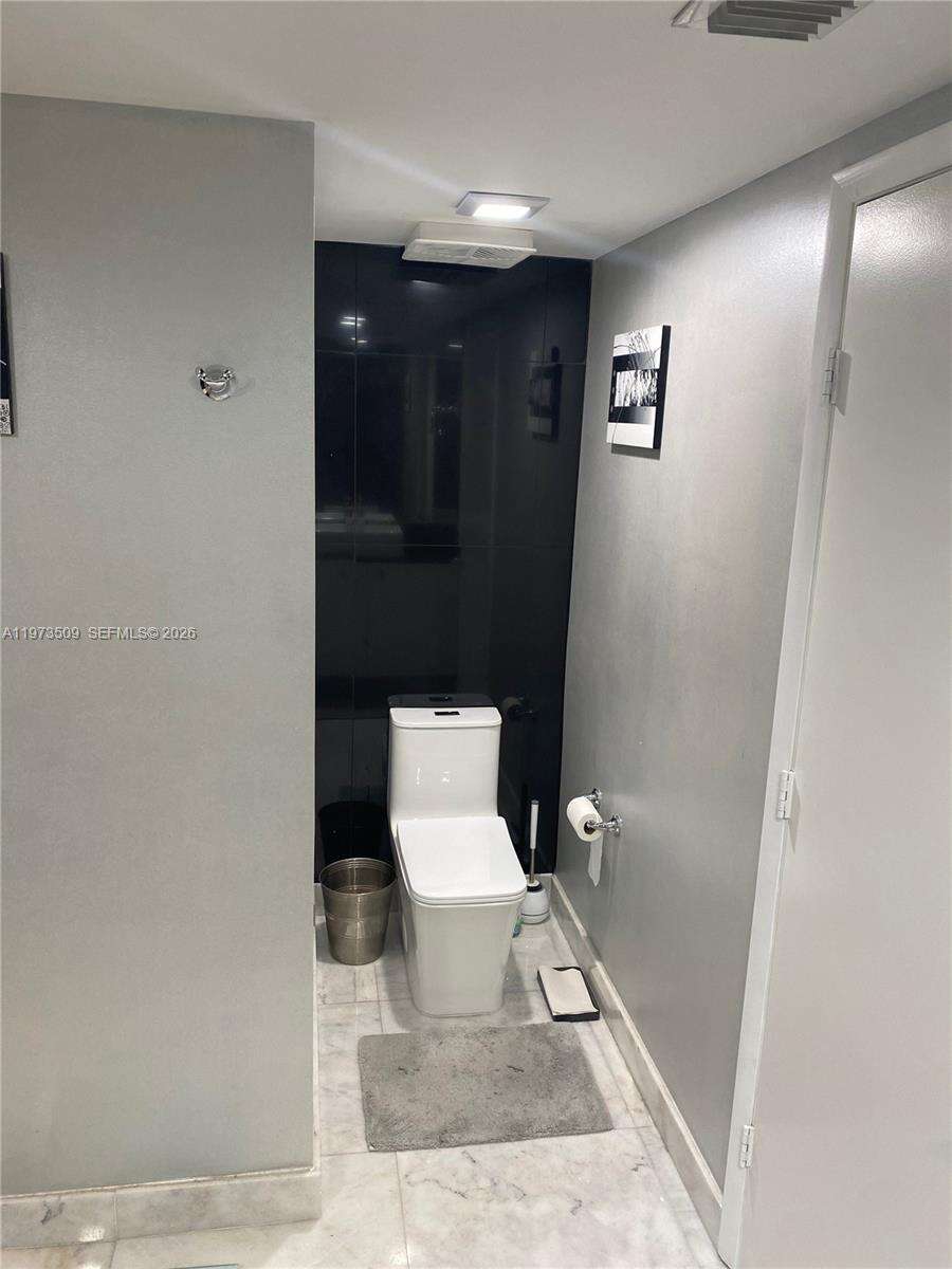 The Beach Club Three at 1800 Ocean Dr, Hallandale Beach, FL 33009 - For Sale photo 16
