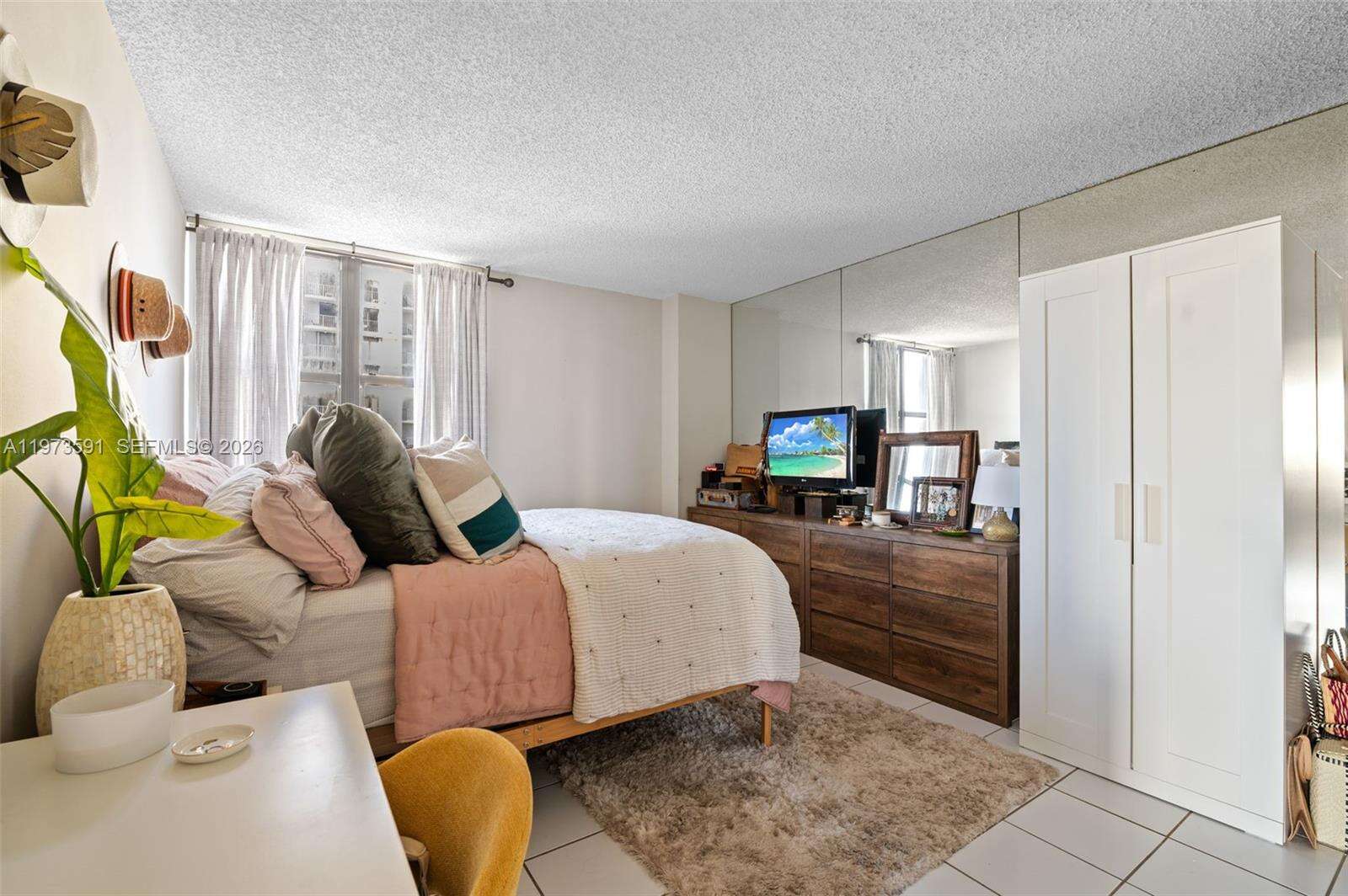 Club Atlantis at 2555 Collins Ave, Miami Beach, FL 33140 - For Sale photo 14