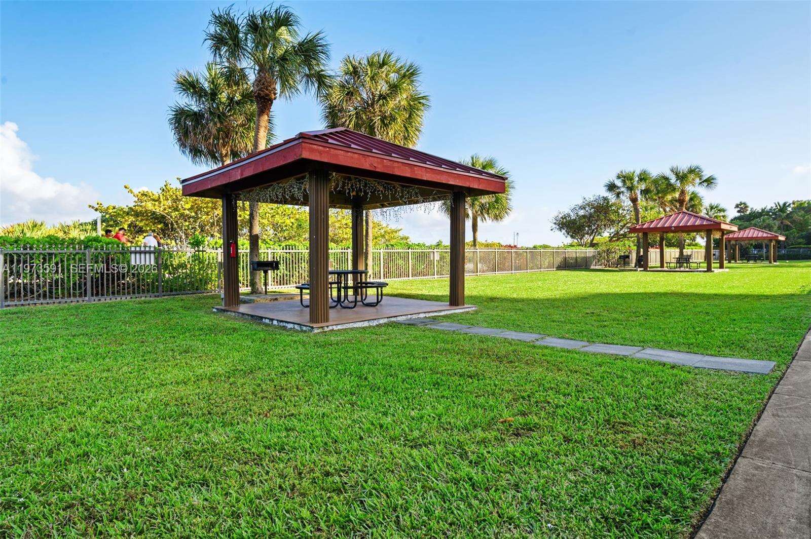 Club Atlantis at 2555 Collins Ave, Miami Beach, FL 33140 - For Sale photo 37