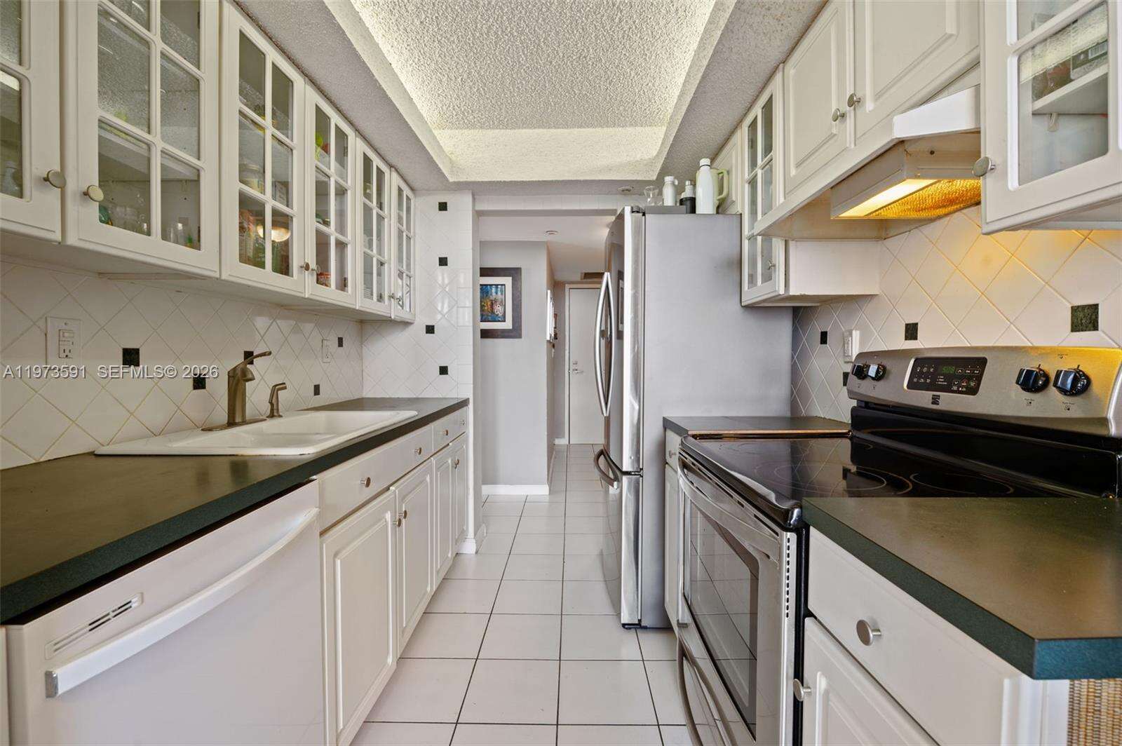 Club Atlantis at 2555 Collins Ave, Miami Beach, FL 33140 - For Sale photo 48