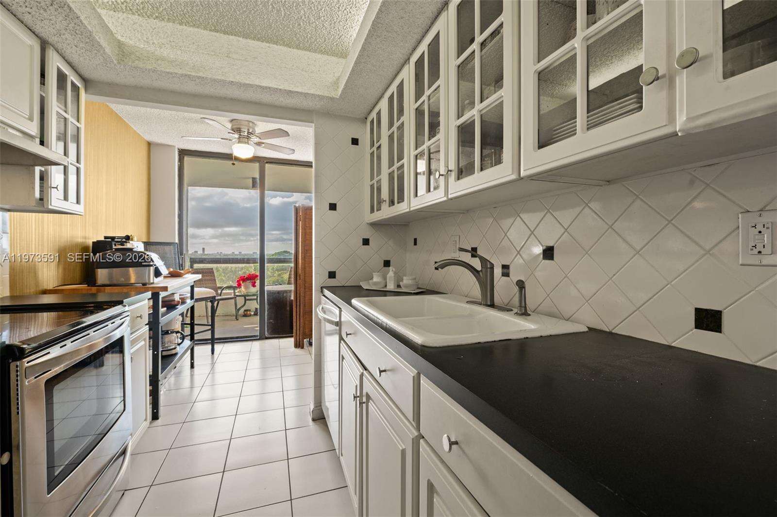 Club Atlantis at 2555 Collins Ave, Miami Beach, FL 33140 - For Sale photo 7