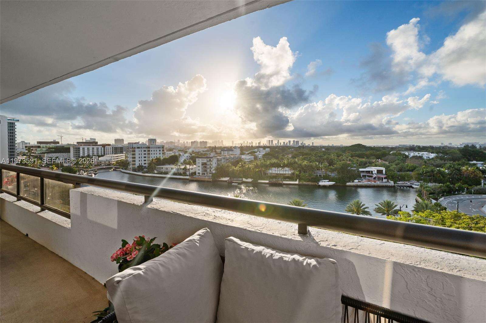 Club Atlantis at 2555 Collins Ave, Miami Beach, FL 33140 - For Sale photo 10