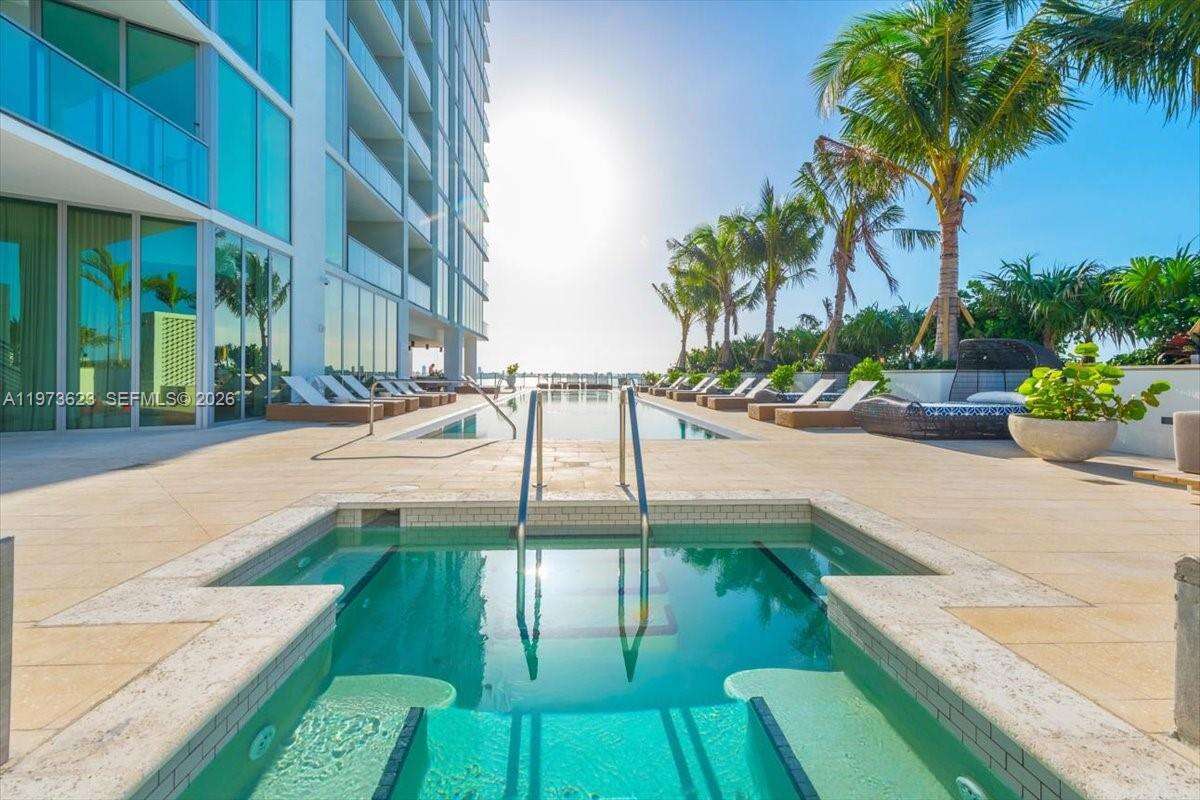 BISCAYNE BEACH - 2900 7 Ave, Miami, FL 33137 | Picture 2