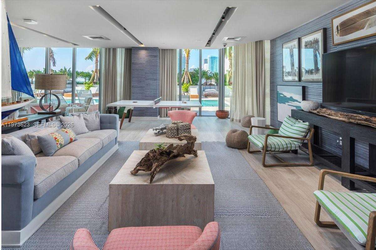 BISCAYNE BEACH - 2900 7 Ave, Miami, FL 33137 | Picture 3