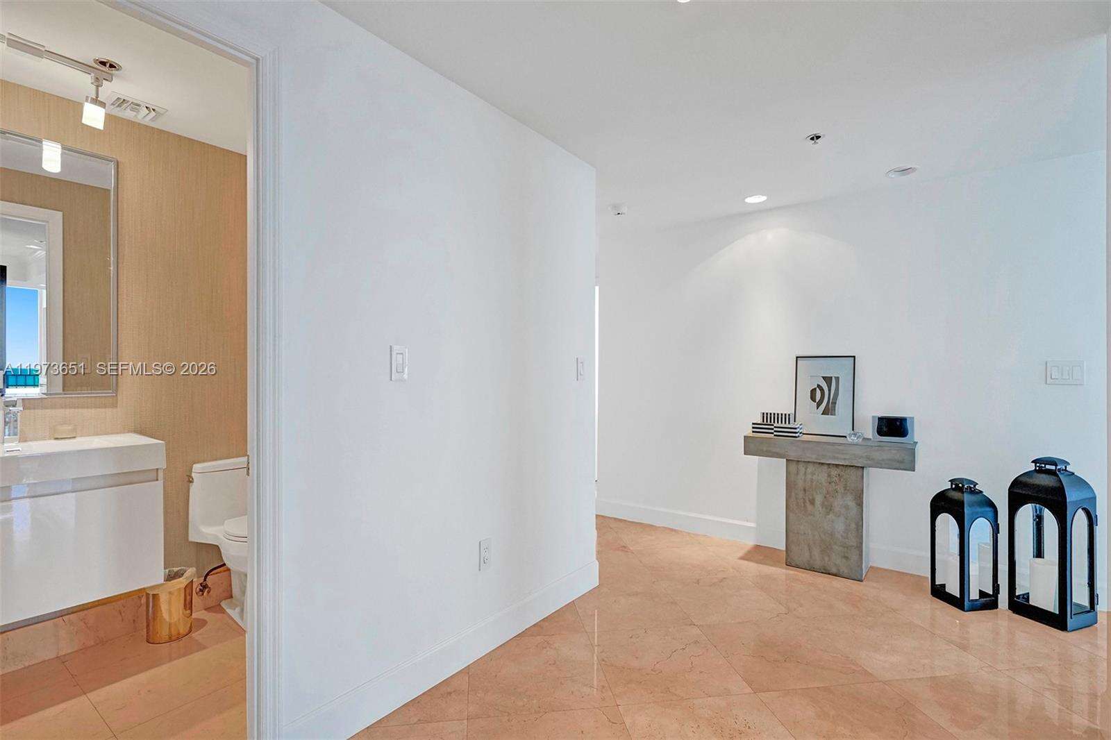 KENILWORTH - 10205 Collins Ave, Bal Harbour, FL 33154 | Picture 25