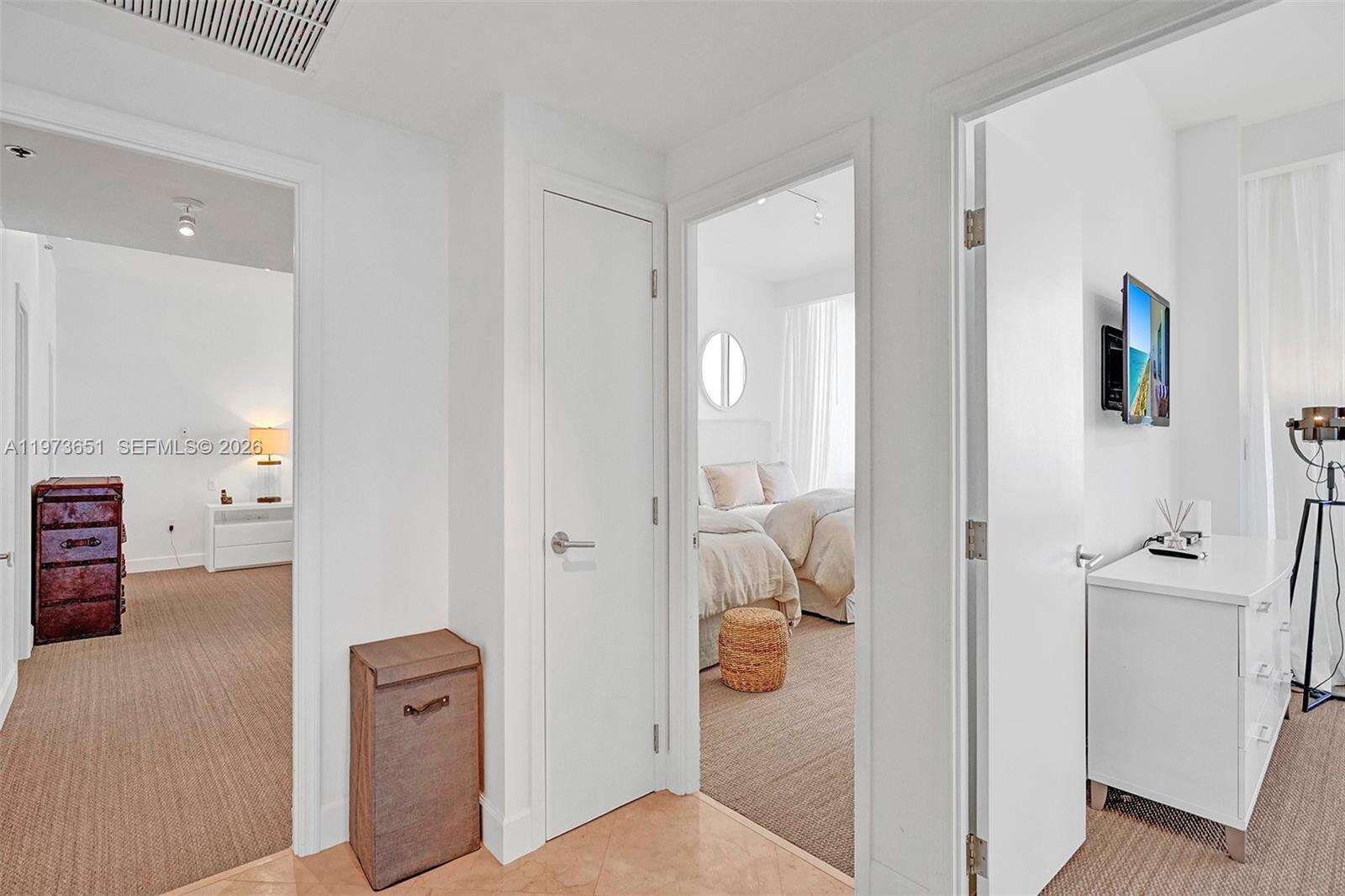 KENILWORTH - 10205 Collins Ave, Bal Harbour, FL 33154 | Picture 32