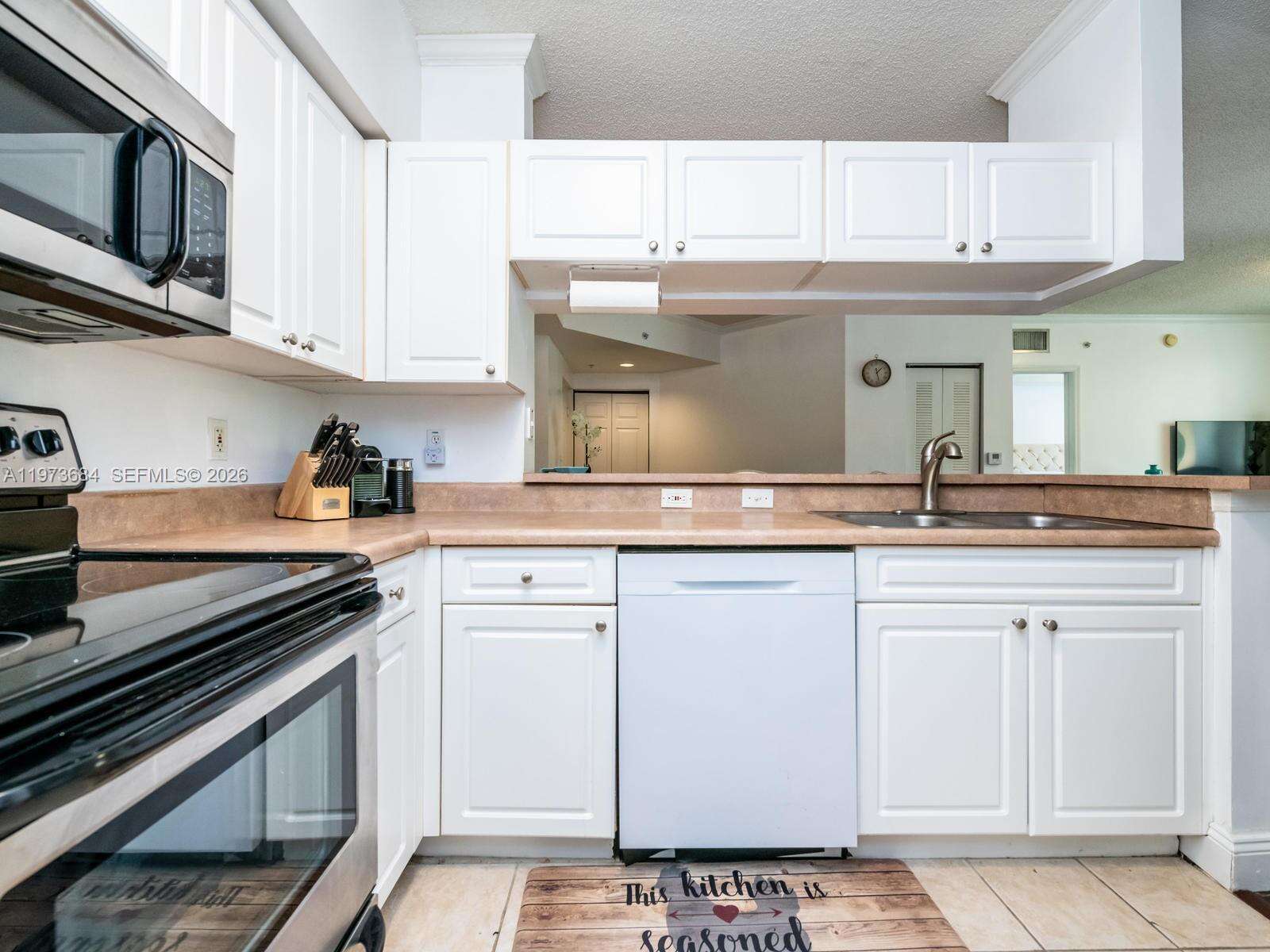 Porto Bellagio at 17145 Bay Rd, Sunny Isles Beach, FL 33160 - For Sale photo 8