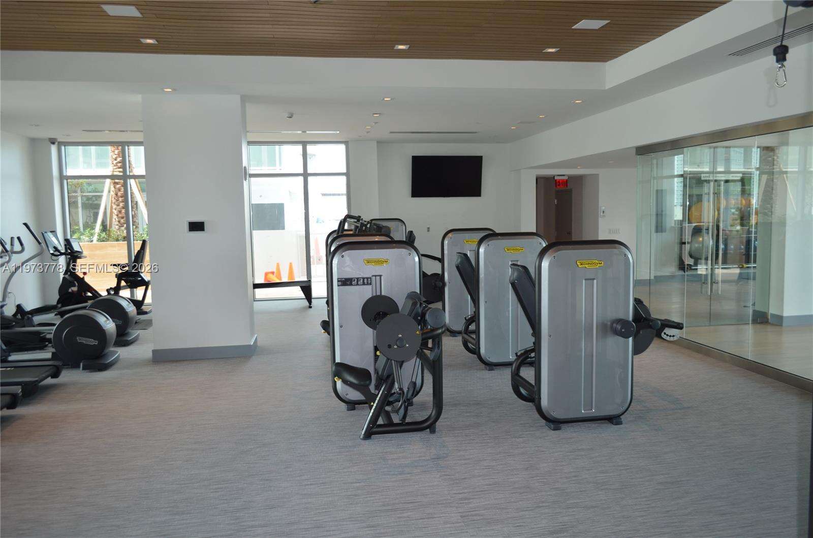 PARQUE TOWERS - 300 Sunny Isles Blvd, Sunny Isles Beach, FL 33160 | Picture 44