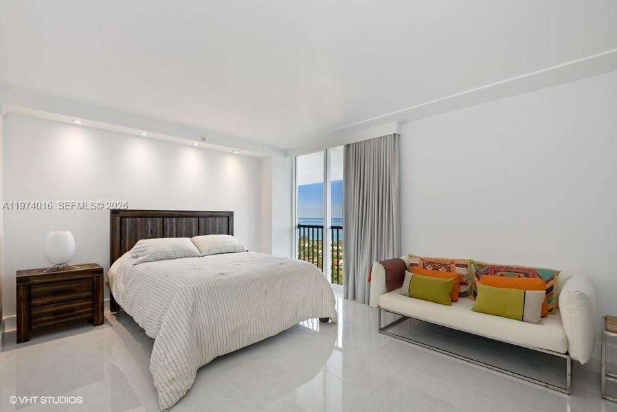 TURNBERRY ISLE - 19707 Turnberry Way, Aventura, FL 33180 | Picture 11