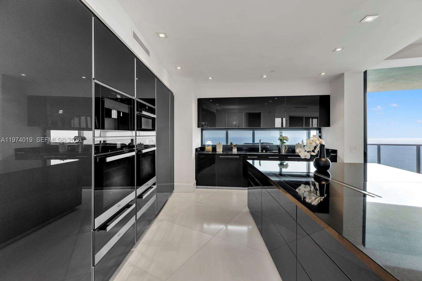 18555 COLLINS AVENUE - 18555 Collins Ave, Sunny Isles Beach, FL 33160 | Picture 20