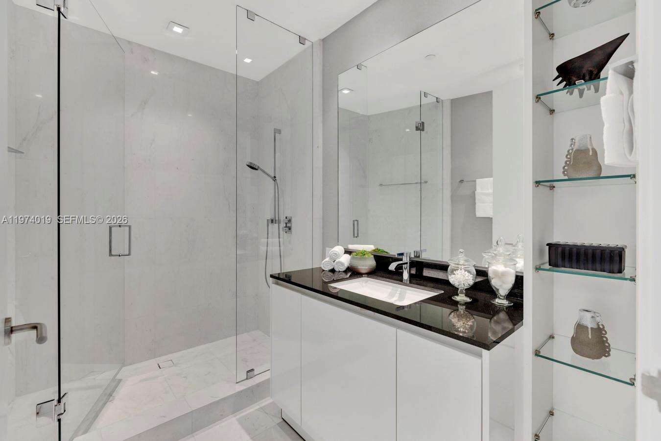 18555 COLLINS AVENUE - 18555 Collins Ave, Sunny Isles Beach, FL 33160 | Picture 35