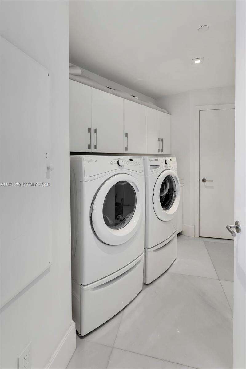 18555 COLLINS AVENUE - 18555 Collins Ave, Sunny Isles Beach, FL 33160 | Picture 43