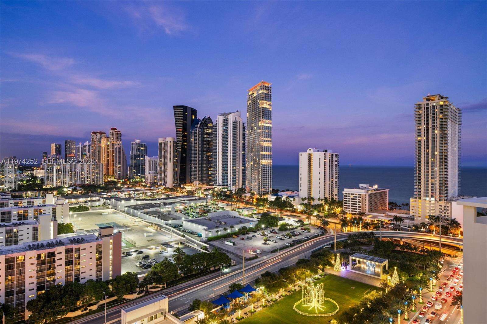 PARQUE TOWERS - 300 Sunny Isles Blvd, Sunny Isles Beach, FL 33160 | Picture 1