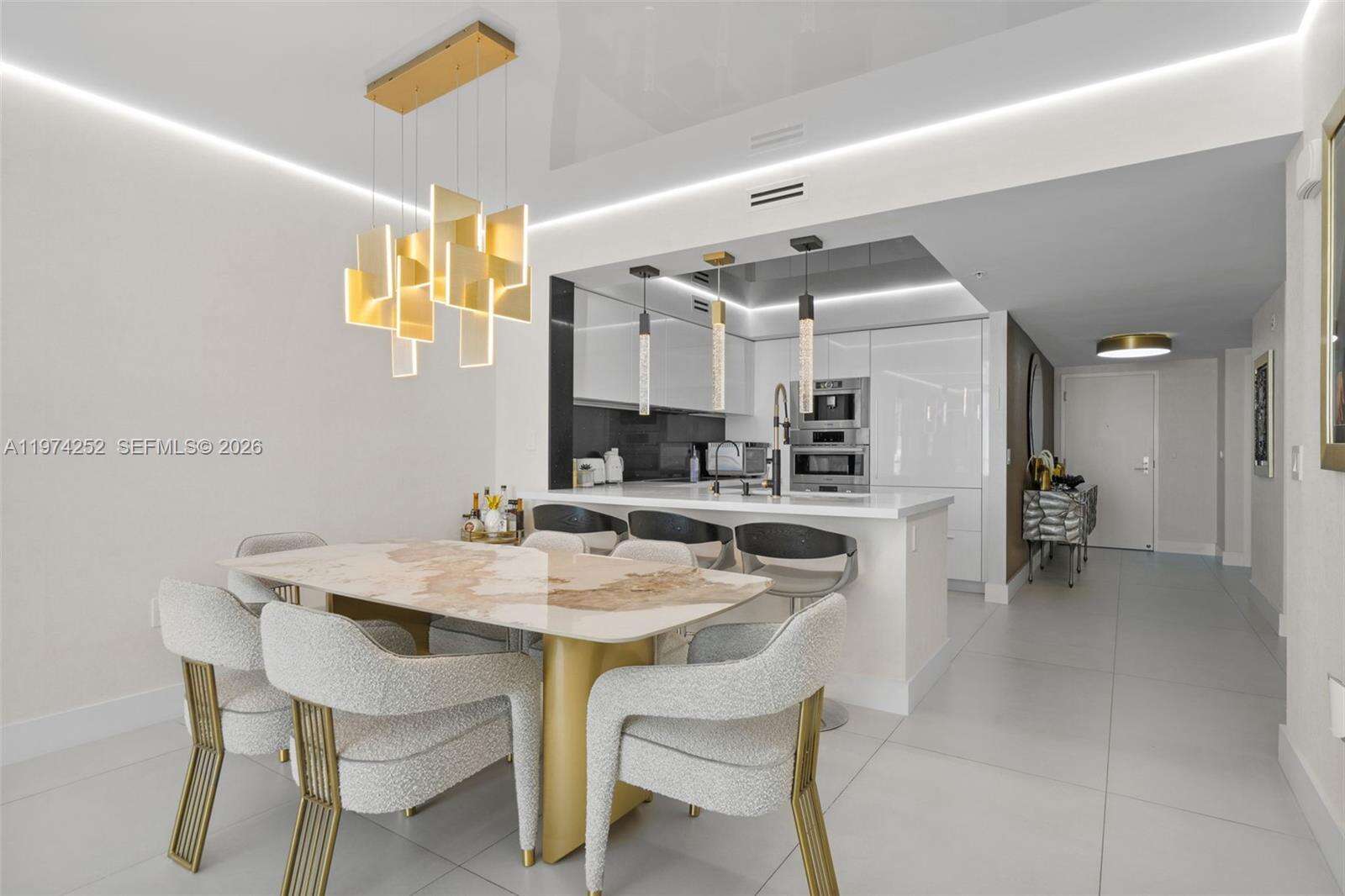 PARQUE TOWERS - 300 Sunny Isles Blvd, Sunny Isles Beach, FL 33160 | Picture 12