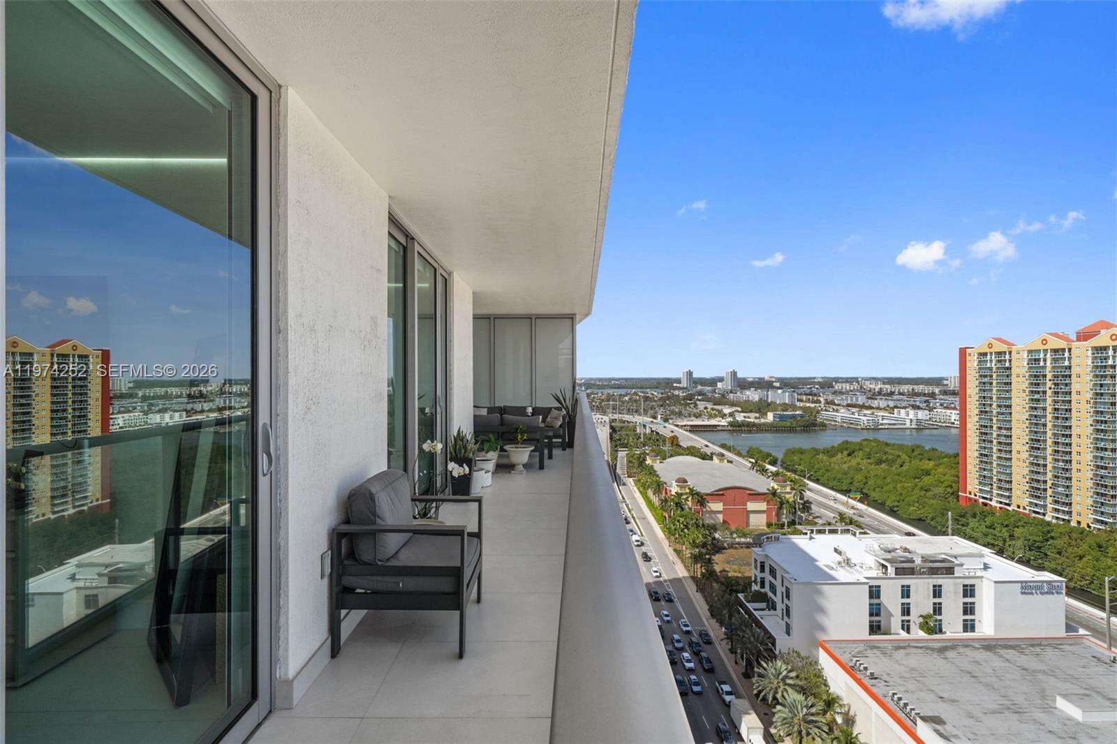 PARQUE TOWERS - 300 Sunny Isles Blvd, Sunny Isles Beach, FL 33160 | Picture 20