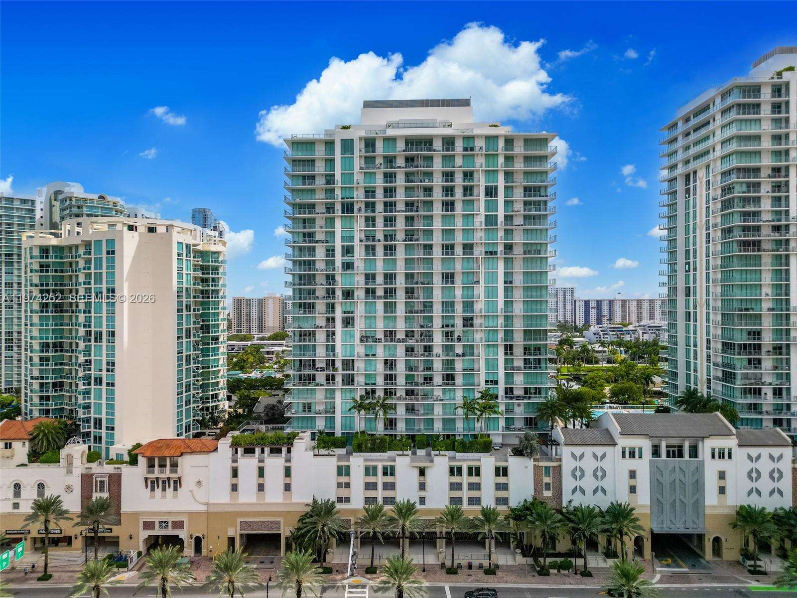 PARQUE TOWERS - 300 Sunny Isles Blvd, Sunny Isles Beach, FL 33160 | Picture 4