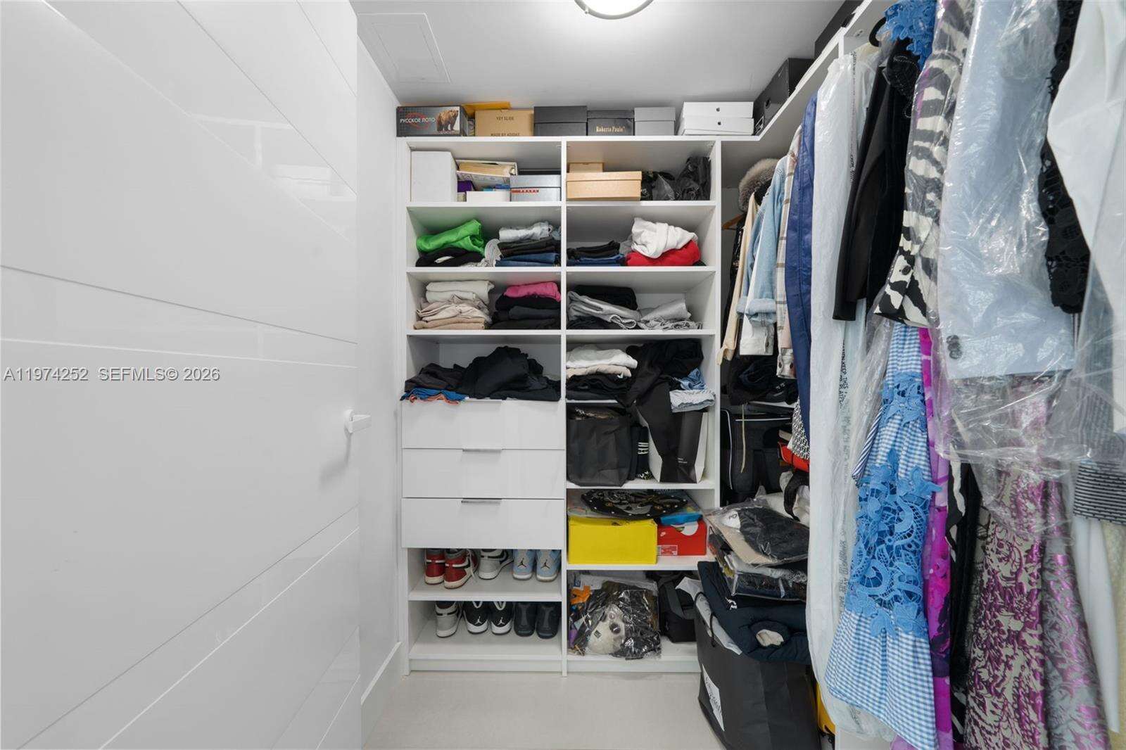 PARQUE TOWERS - 300 Sunny Isles Blvd, Sunny Isles Beach, FL 33160 | Picture 32