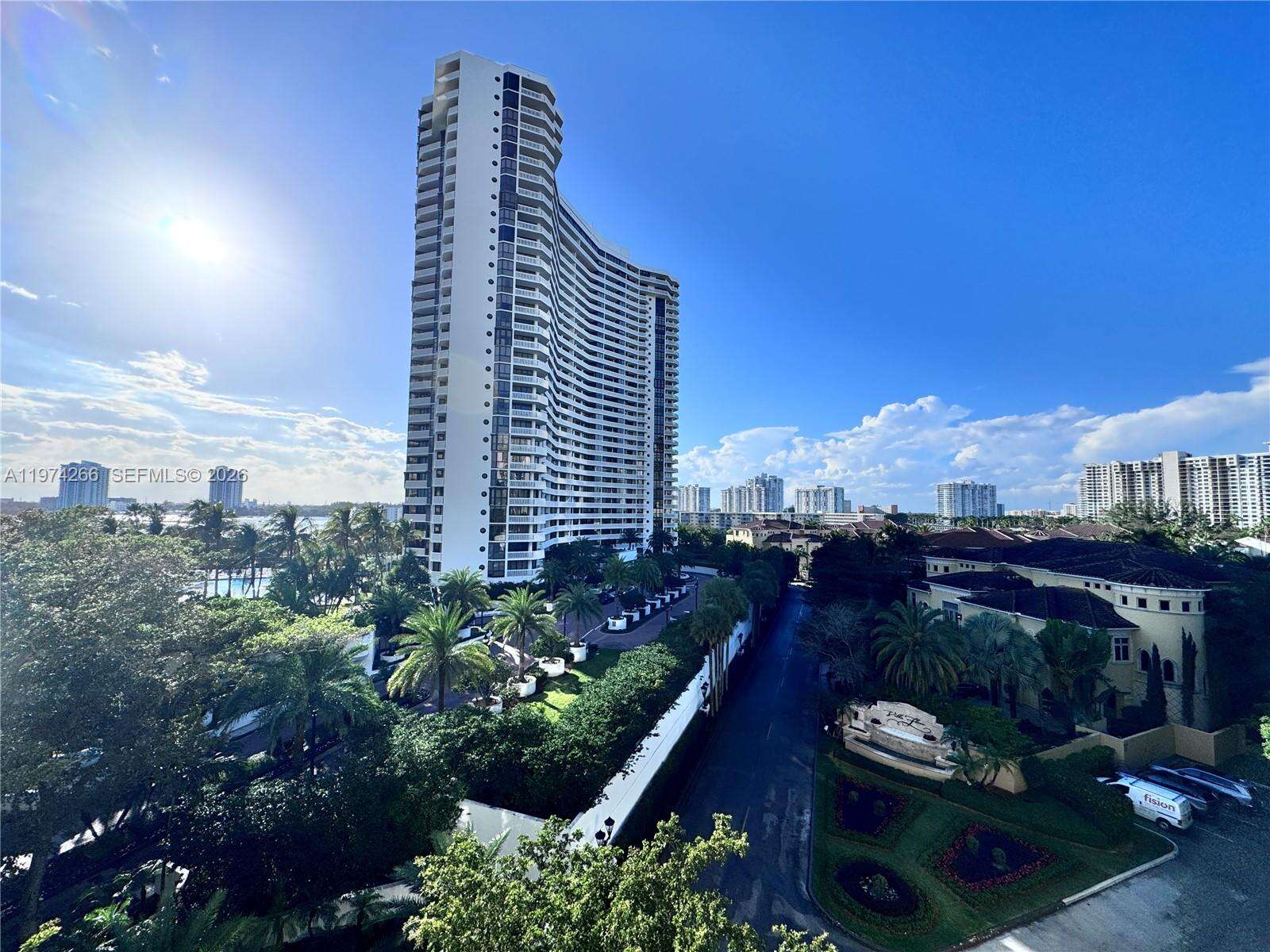 2000 Williams Island at 2000 Island Blvd, Aventura, FL 33160 - For Sale photo 4