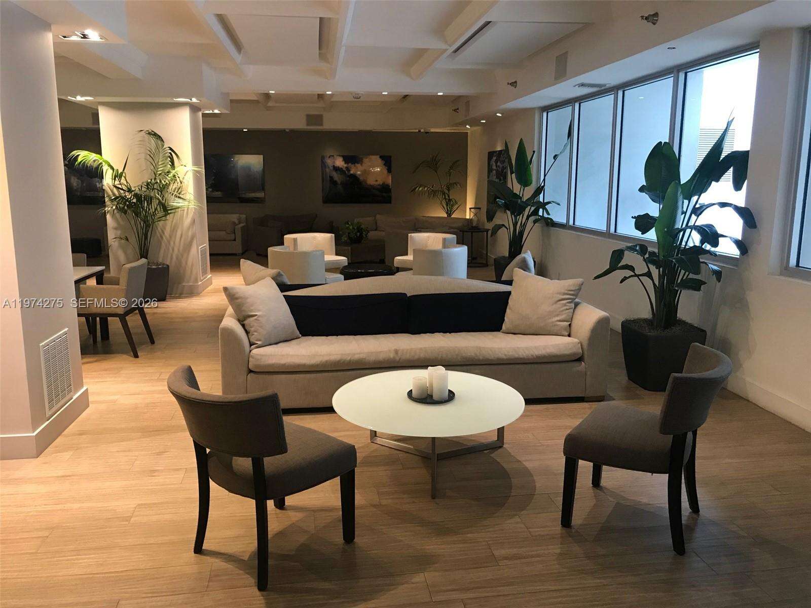 THE DECOPLAGE - 100 Lincoln Rd, Miami Beach, FL 33139 | Picture 58