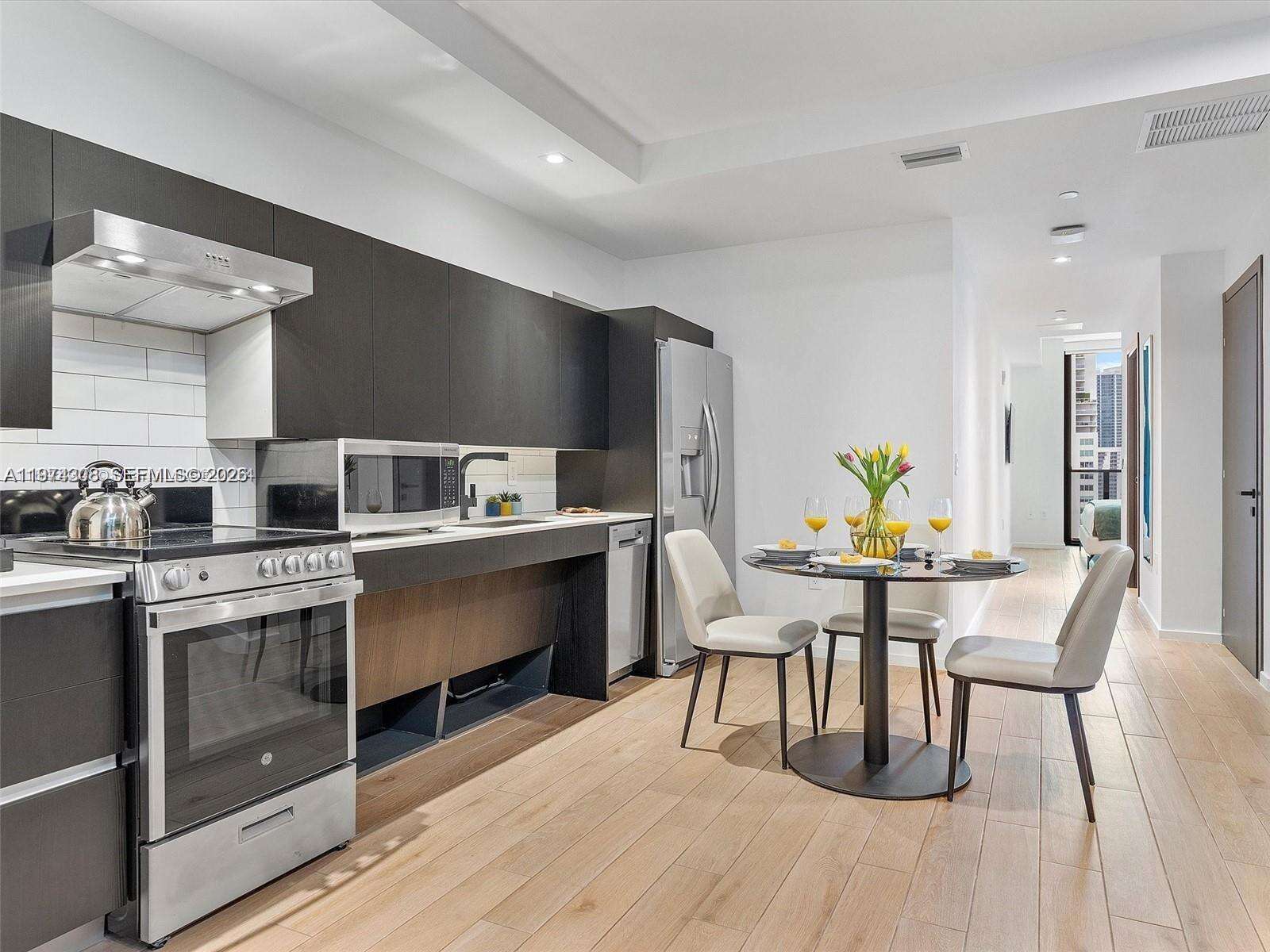 The Elser at 398 5 St, Miami, FL 33132 - For Sale photo 5