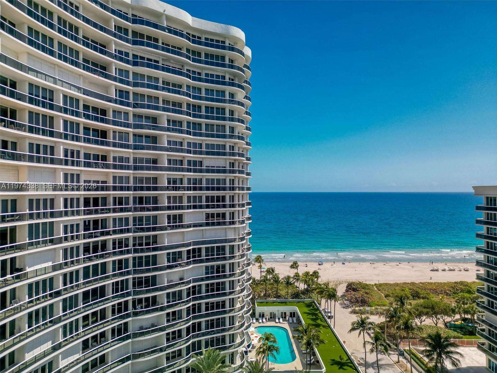 MAJESTIC TOWER AT BAL HARBOUR - 9601 Collins Ave, Bal Harbour, FL 33154 | Picture 2