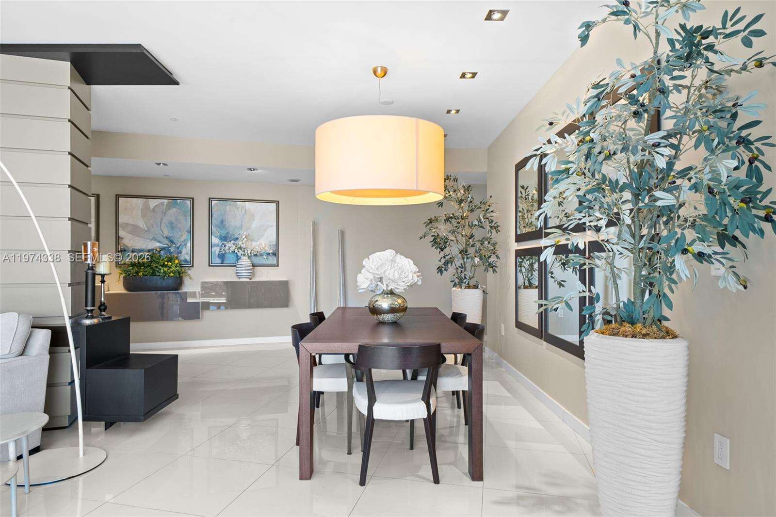 MAJESTIC TOWER AT BAL HARBOUR - 9601 Collins Ave, Bal Harbour, FL 33154 | Picture 11