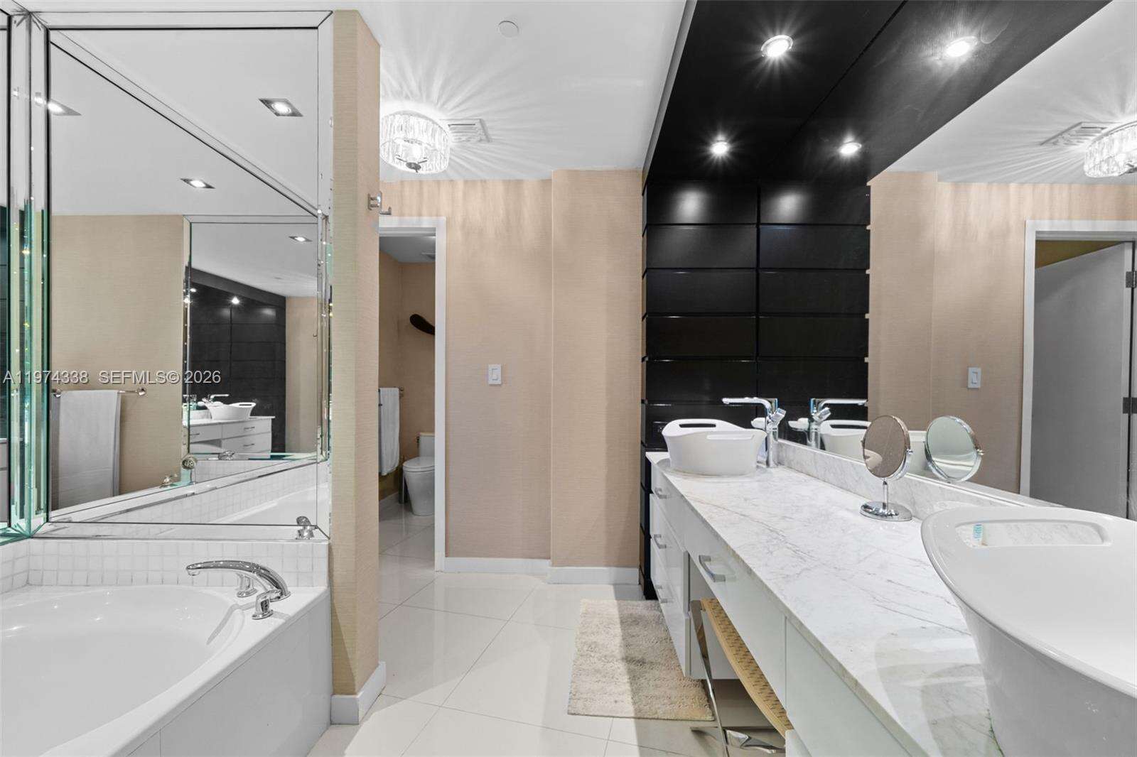 MAJESTIC TOWER AT BAL HARBOUR - 9601 Collins Ave, Bal Harbour, FL 33154 | Picture 21