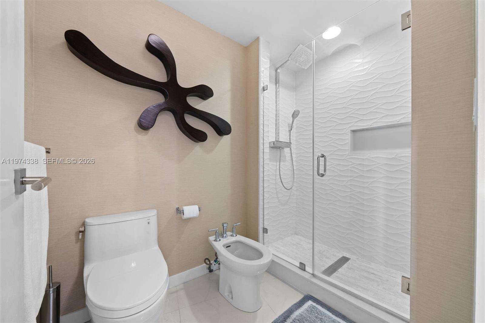 MAJESTIC TOWER AT BAL HARBOUR - 9601 Collins Ave, Bal Harbour, FL 33154 | Picture 24