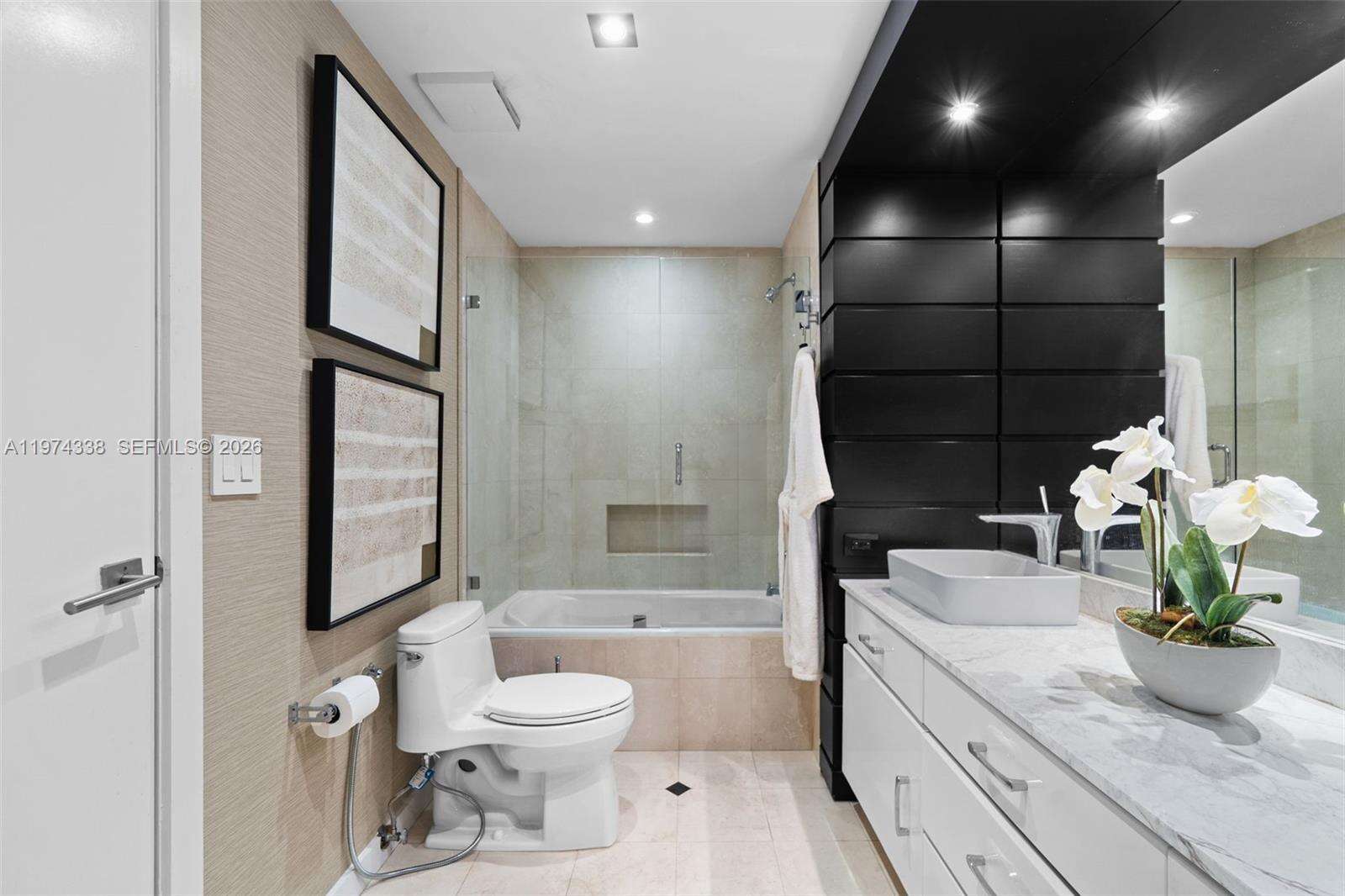 MAJESTIC TOWER AT BAL HARBOUR - 9601 Collins Ave, Bal Harbour, FL 33154 | Picture 29