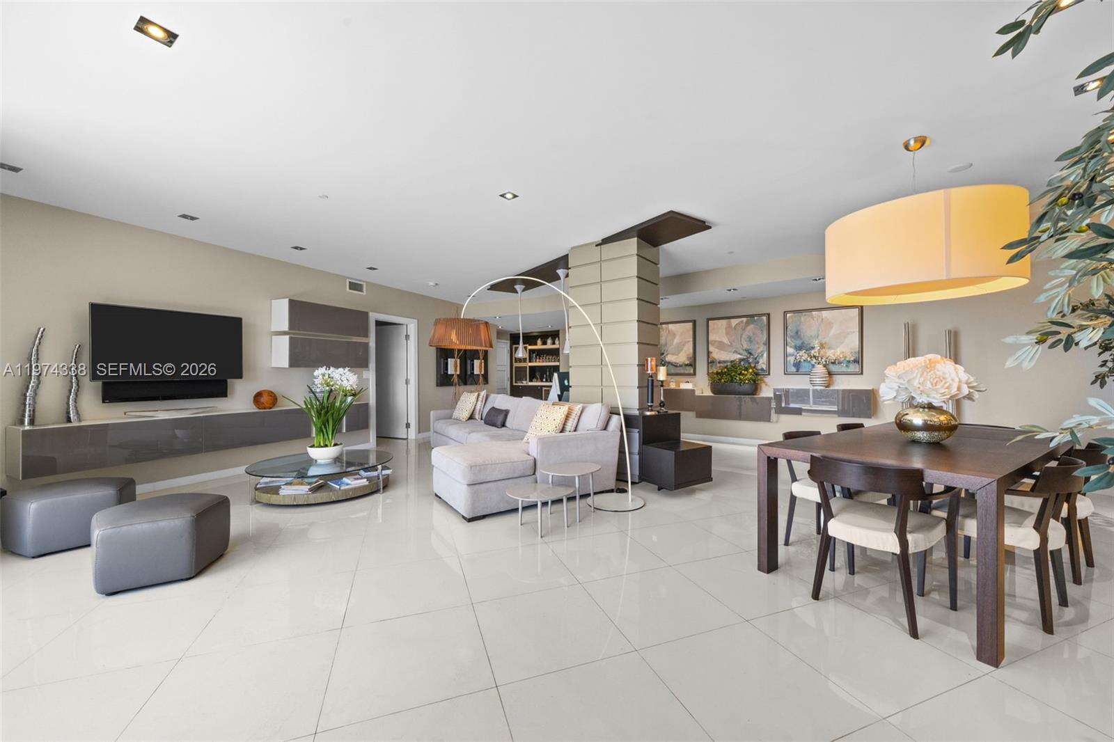MAJESTIC TOWER AT BAL HARBOUR - 9601 Collins Ave, Bal Harbour, FL 33154 | Picture 5