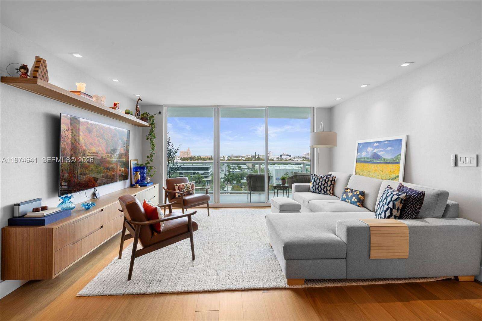 THE FLORIDIAN - 650 W Ave, Miami Beach, FL 33139 | Picture 2