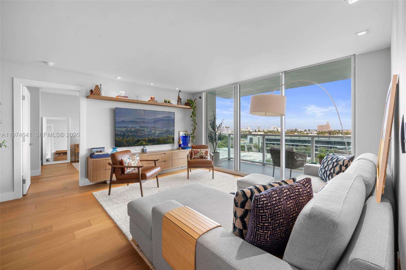 THE FLORIDIAN - 650 W Ave, Miami Beach, FL 33139 | Picture 3