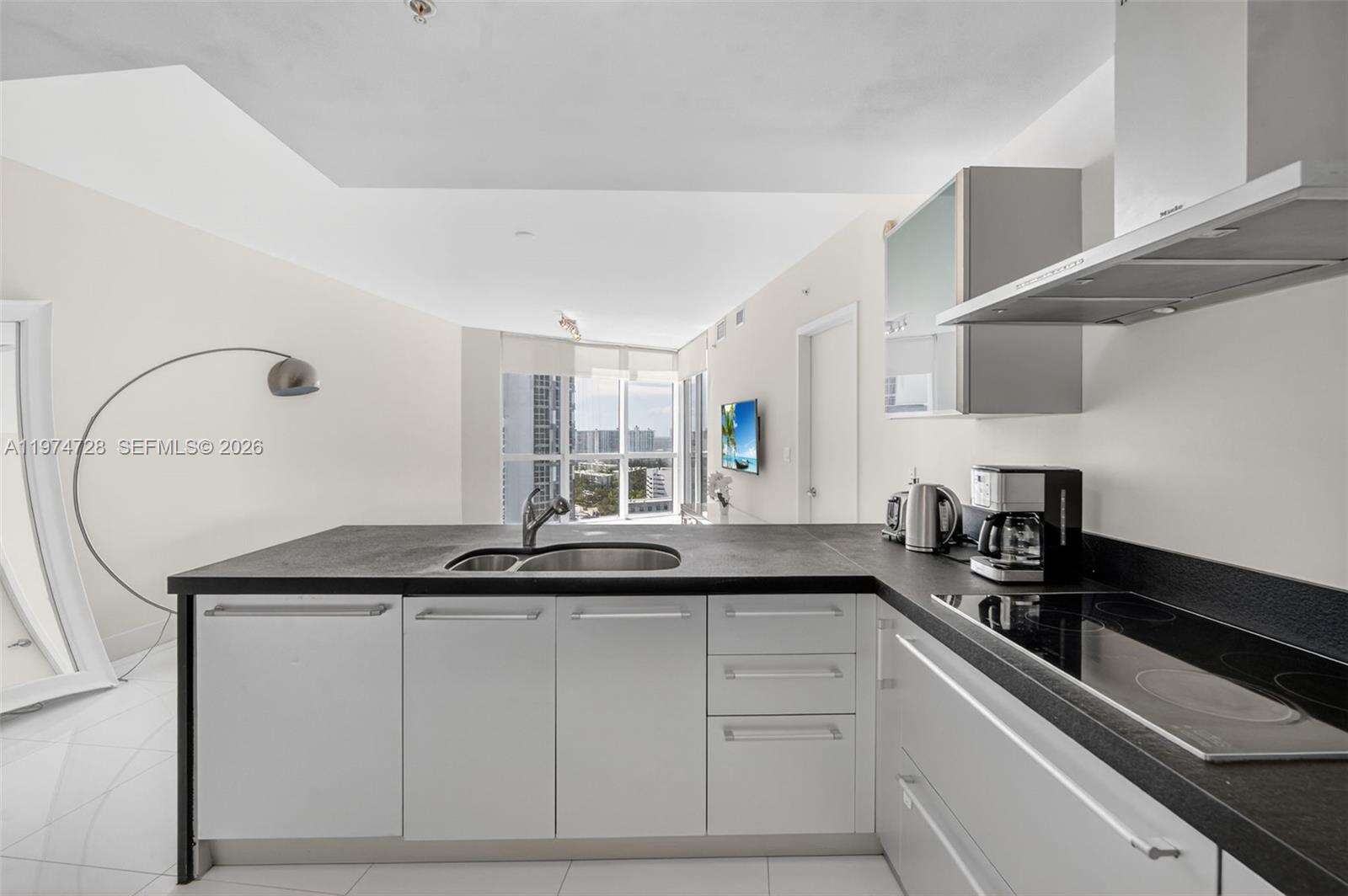 Trump Royale at 18201 Collins Ave, Sunny Isles Beach, FL 33160 - For Sale photo 21