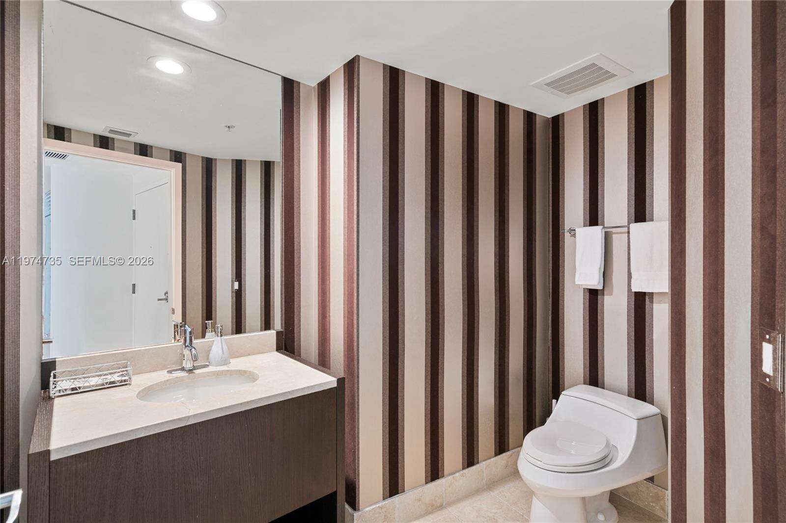 TRUMP ROYALE - 18201 Collins Ave, Sunny Isles Beach, FL 33160 | Picture 11