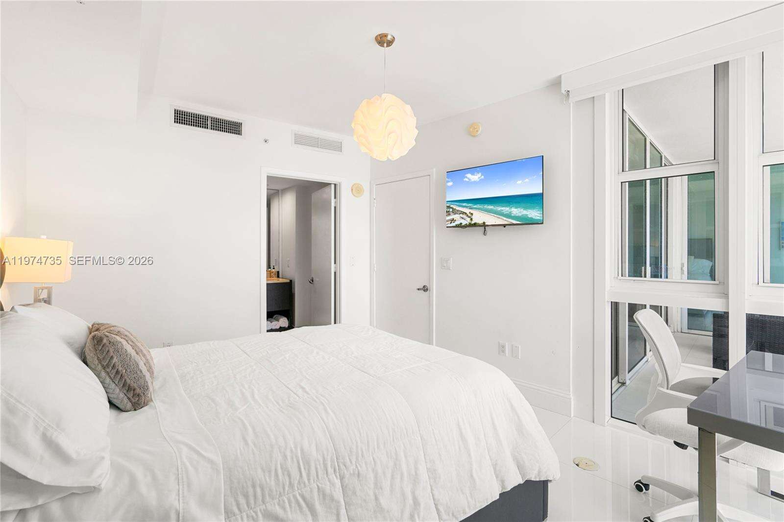 TRUMP ROYALE - 18201 Collins Ave, Sunny Isles Beach, FL 33160 | Picture 21