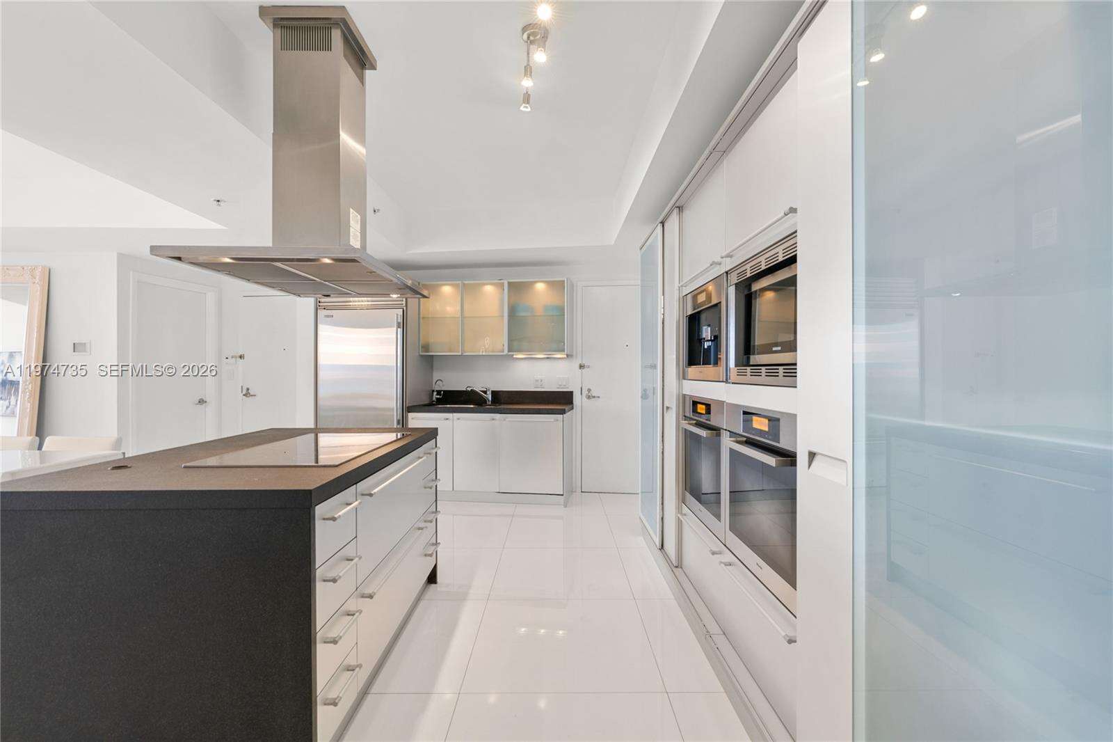 TRUMP ROYALE - 18201 Collins Ave, Sunny Isles Beach, FL 33160 | Picture 7