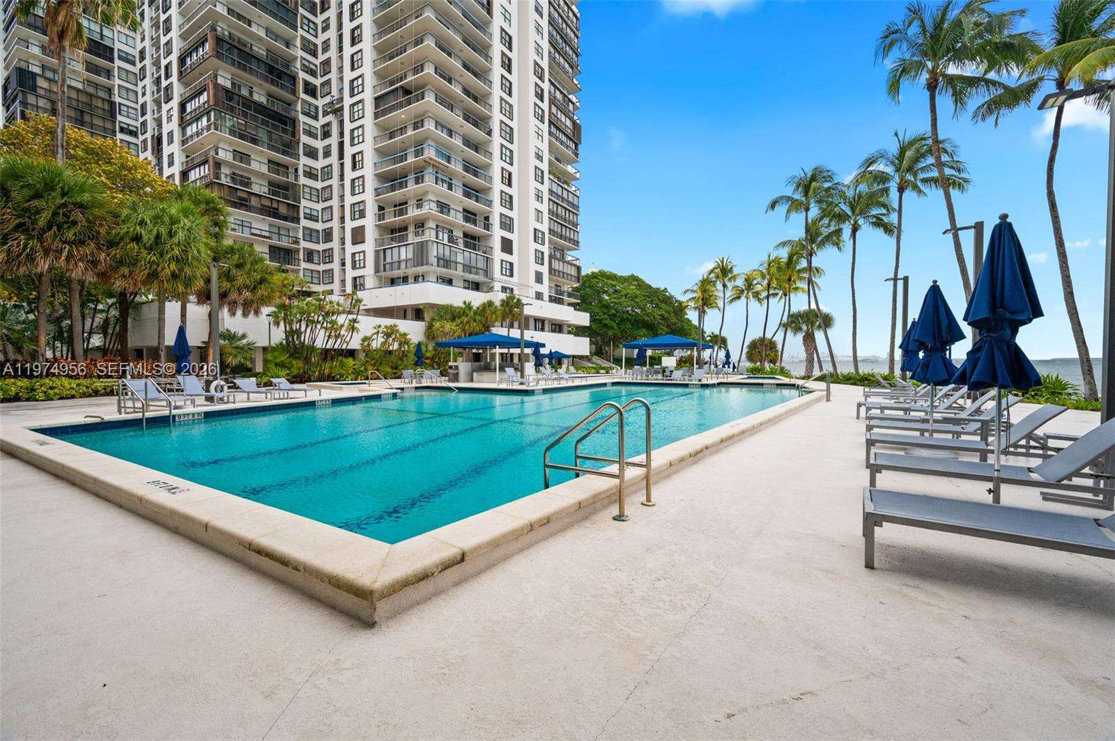 Brickell Bay Club at 2333 Brickell Ave, Miami, FL 33129 - For Sale photo 18