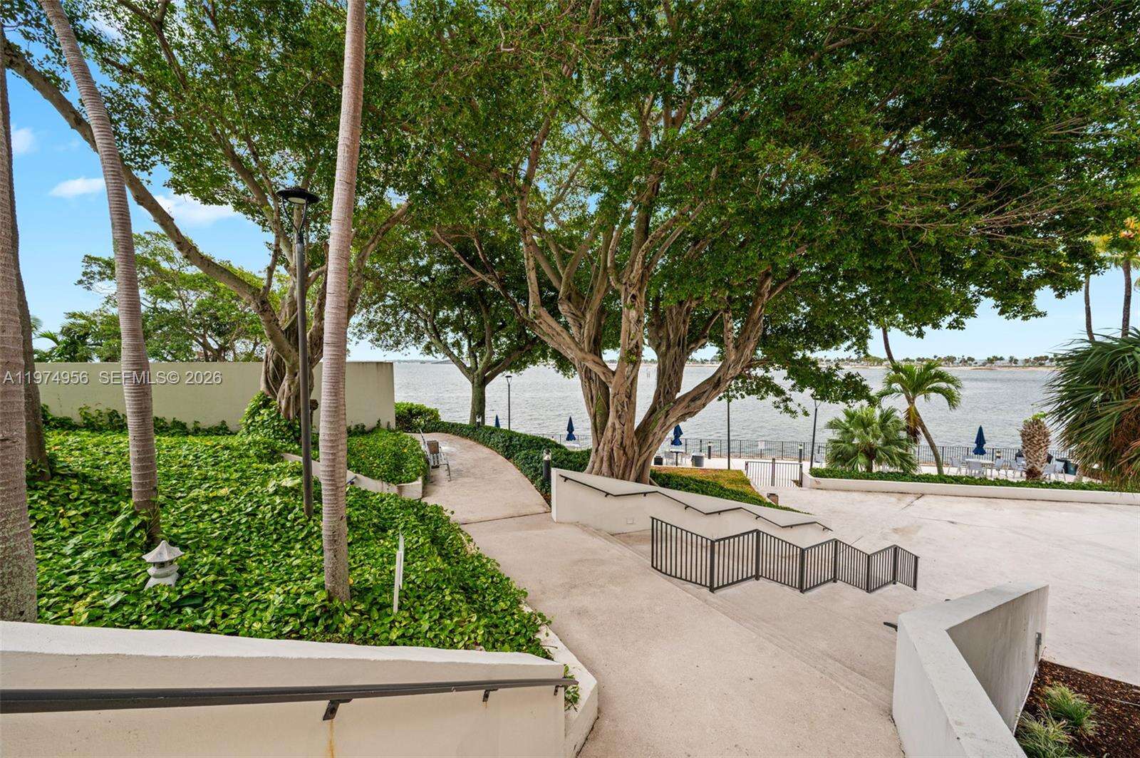 Brickell Bay Club at 2333 Brickell Ave, Miami, FL 33129 - For Sale photo 23