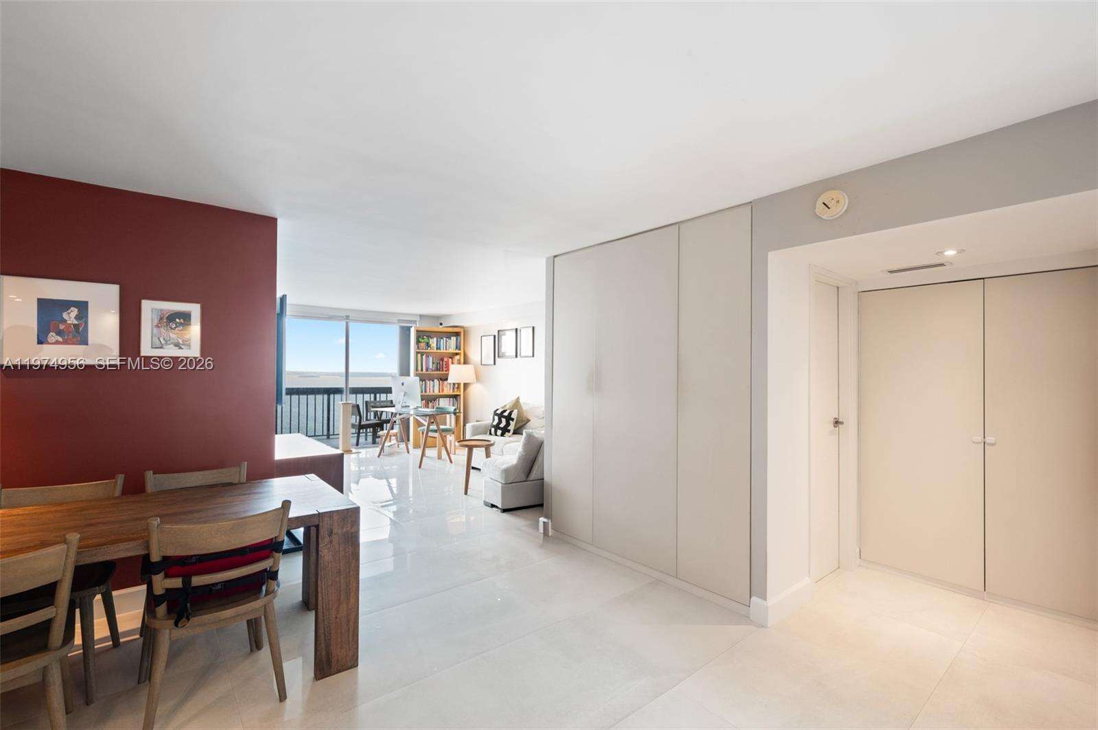 Brickell Bay Club at 2333 Brickell Ave, Miami, FL 33129 - For Sale photo 6