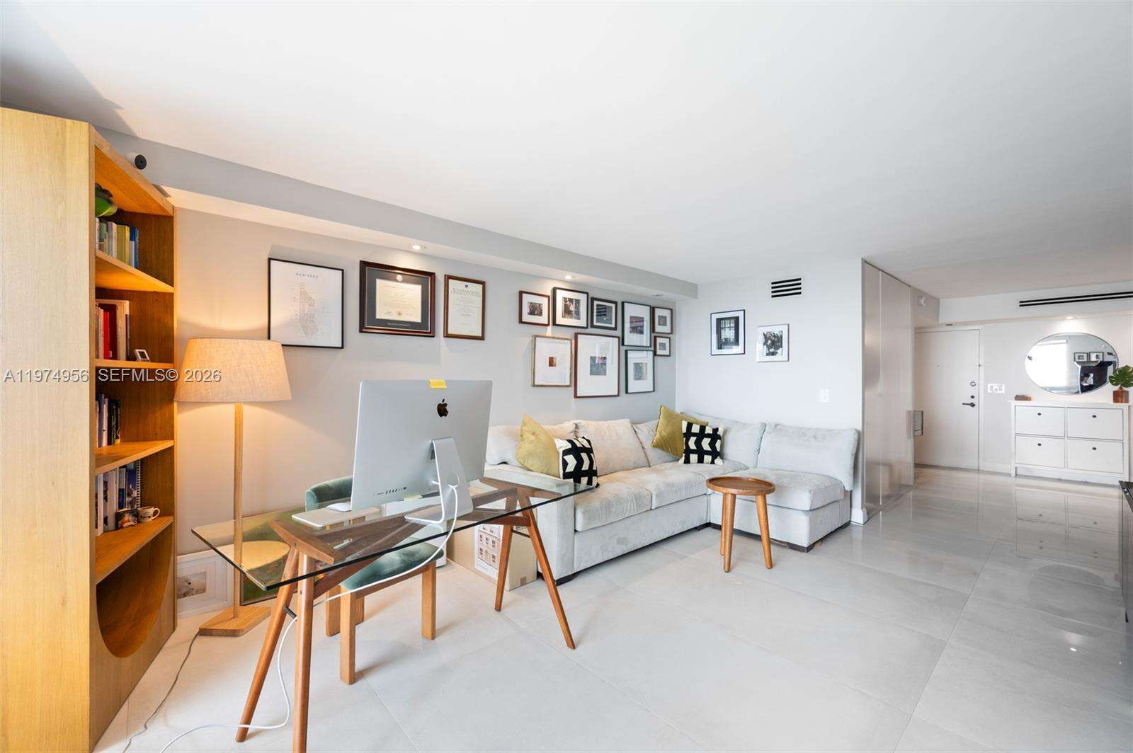 Brickell Bay Club at 2333 Brickell Ave, Miami, FL 33129 - For Sale photo 9