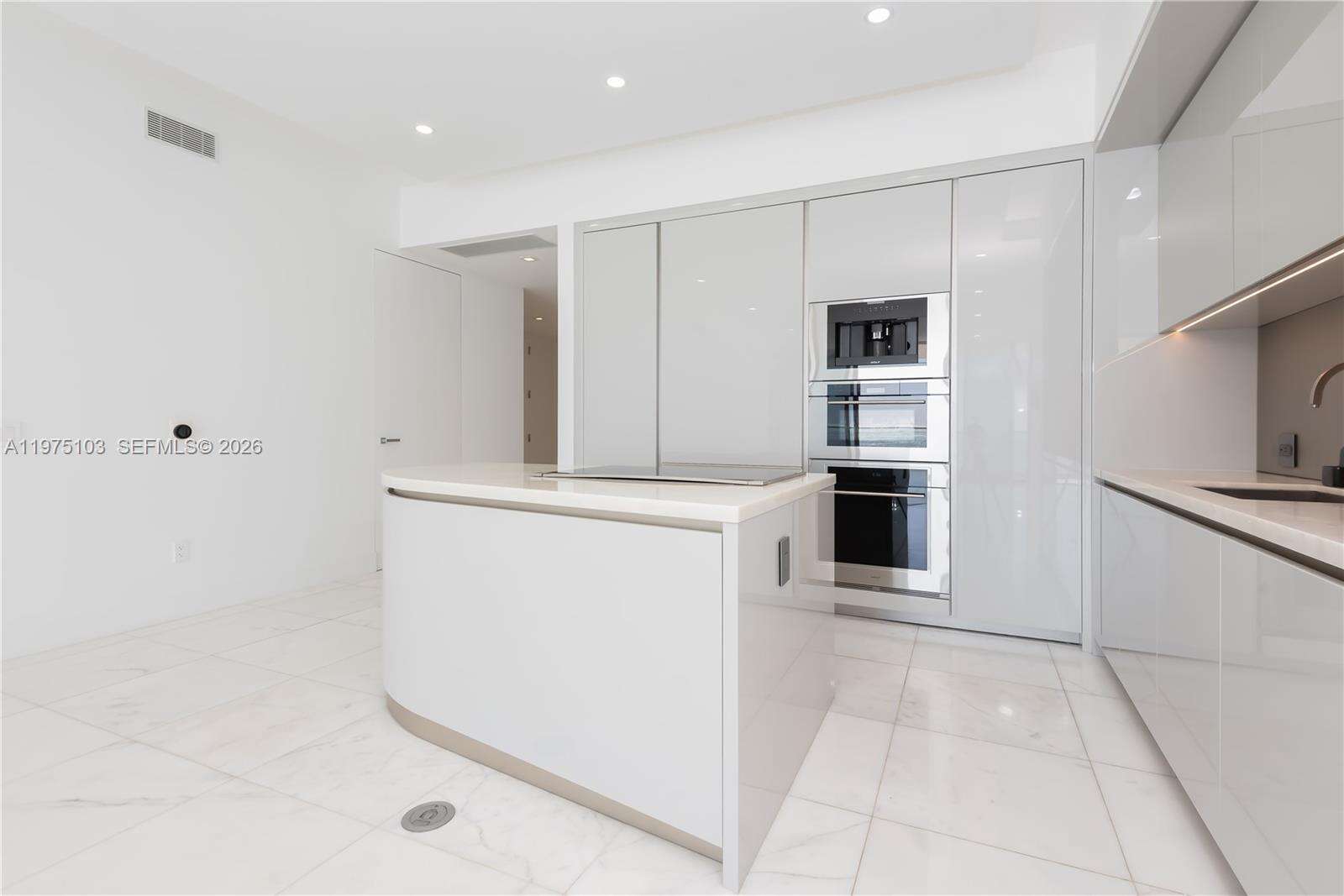 Armani Casa at 18975 Collins Ave, Sunny Isles Beach, FL 33160 - For Sale photo 14