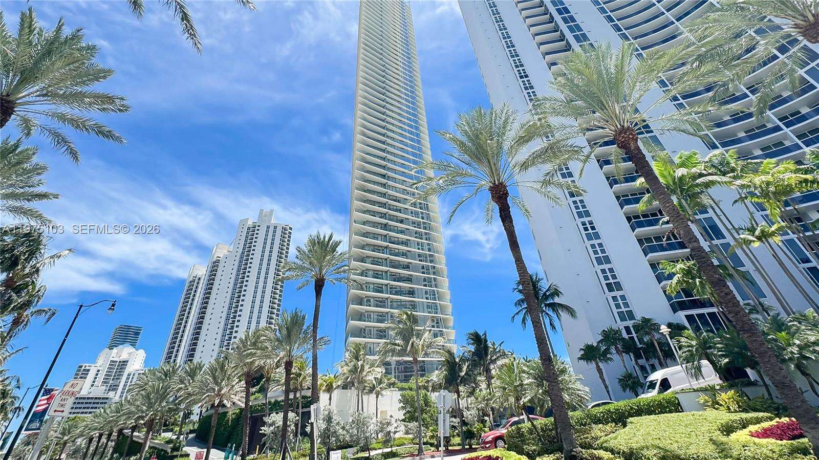 Armani Casa at 18975 Collins Ave, Sunny Isles Beach, FL 33160 - For Sale photo 5