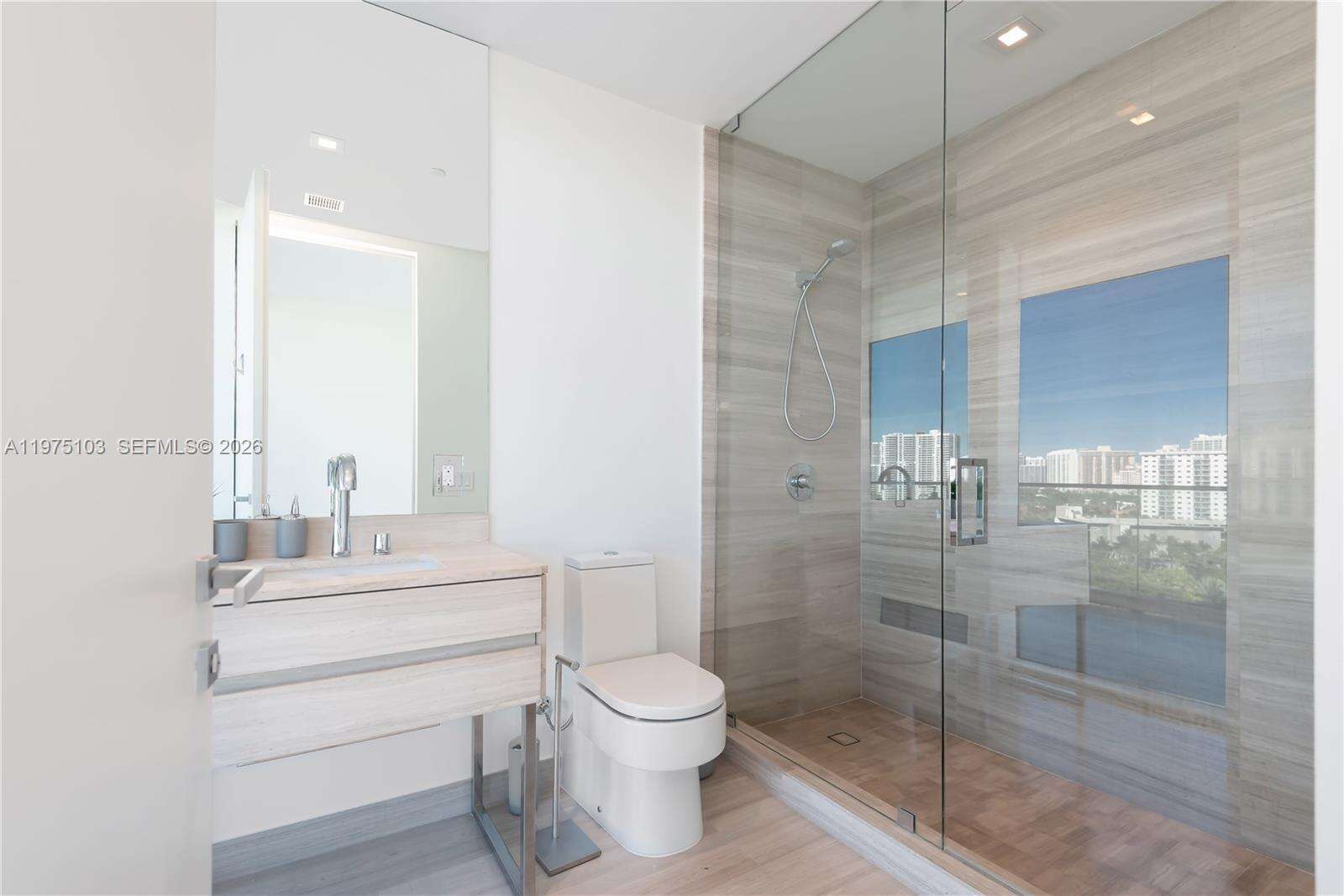 Armani Casa at 18975 Collins Ave, Sunny Isles Beach, FL 33160 - For Sale photo 52