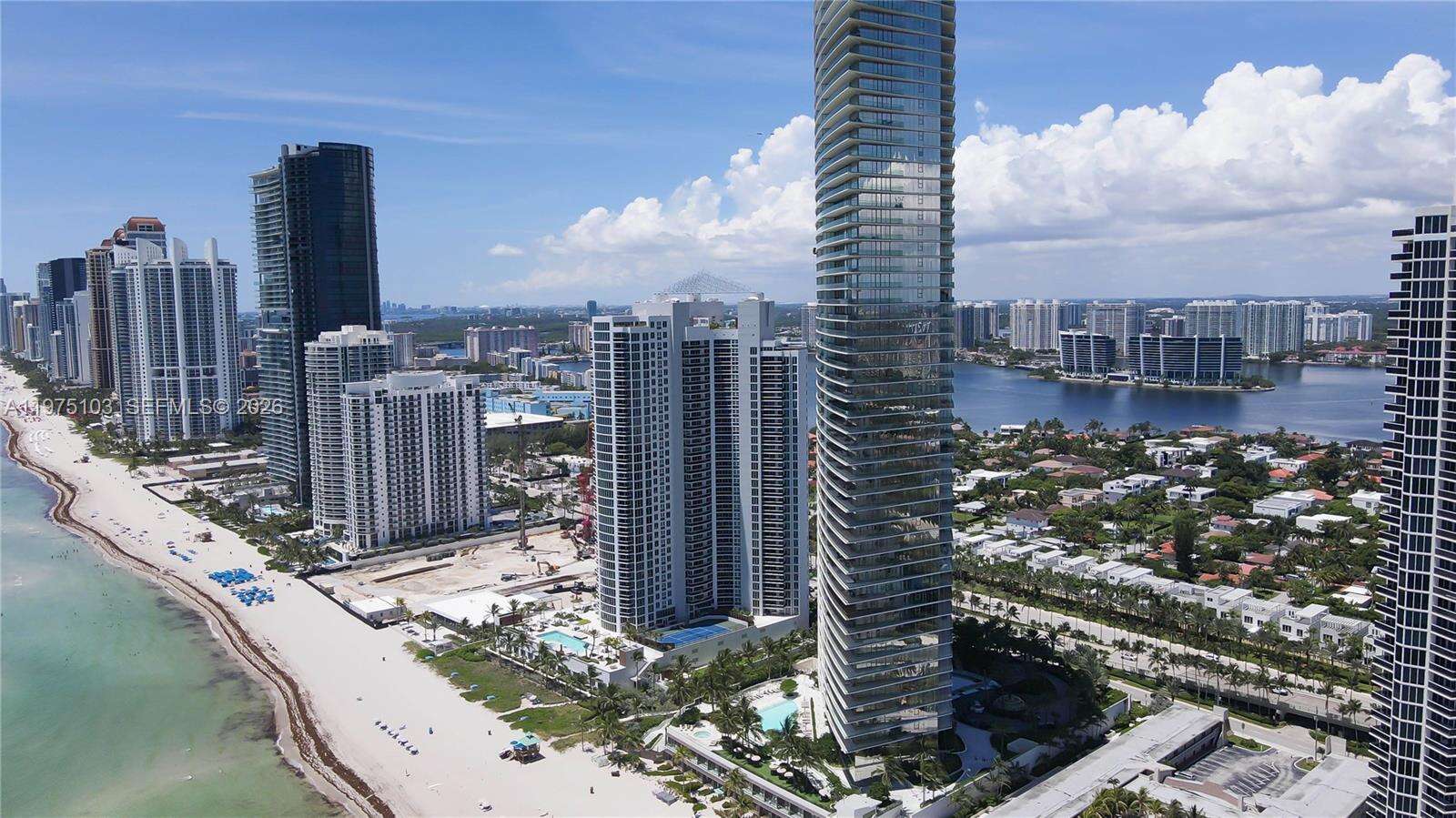 Armani Casa at 18975 Collins Ave, Sunny Isles Beach, FL 33160 - For Sale photo 7