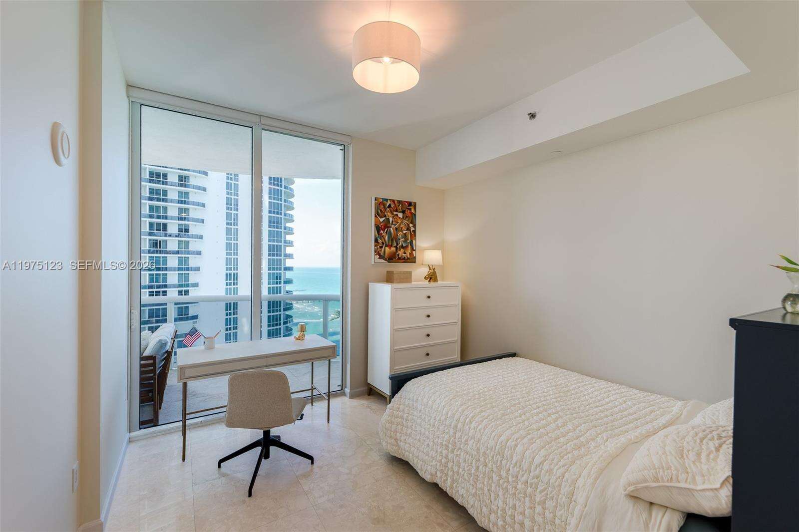 TDR TOWER II - 15901 Collins Ave, Sunny Isles Beach, FL 33160 | Picture 11
