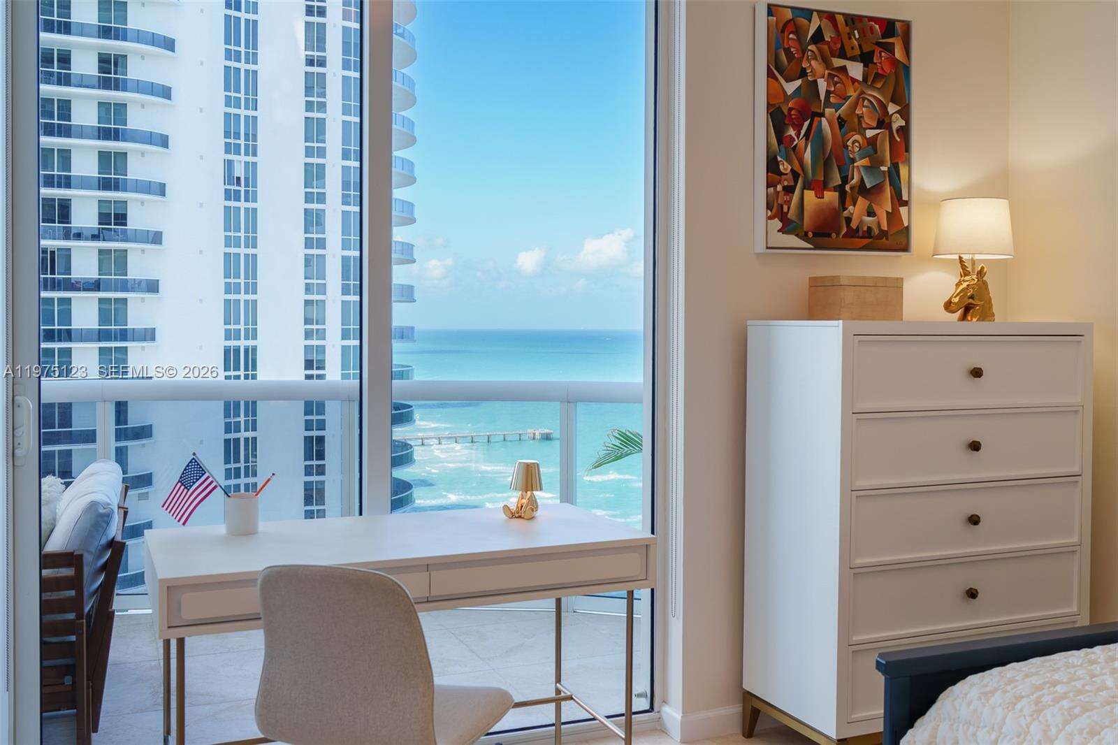 TDR TOWER II - 15901 Collins Ave, Sunny Isles Beach, FL 33160 | Picture 3