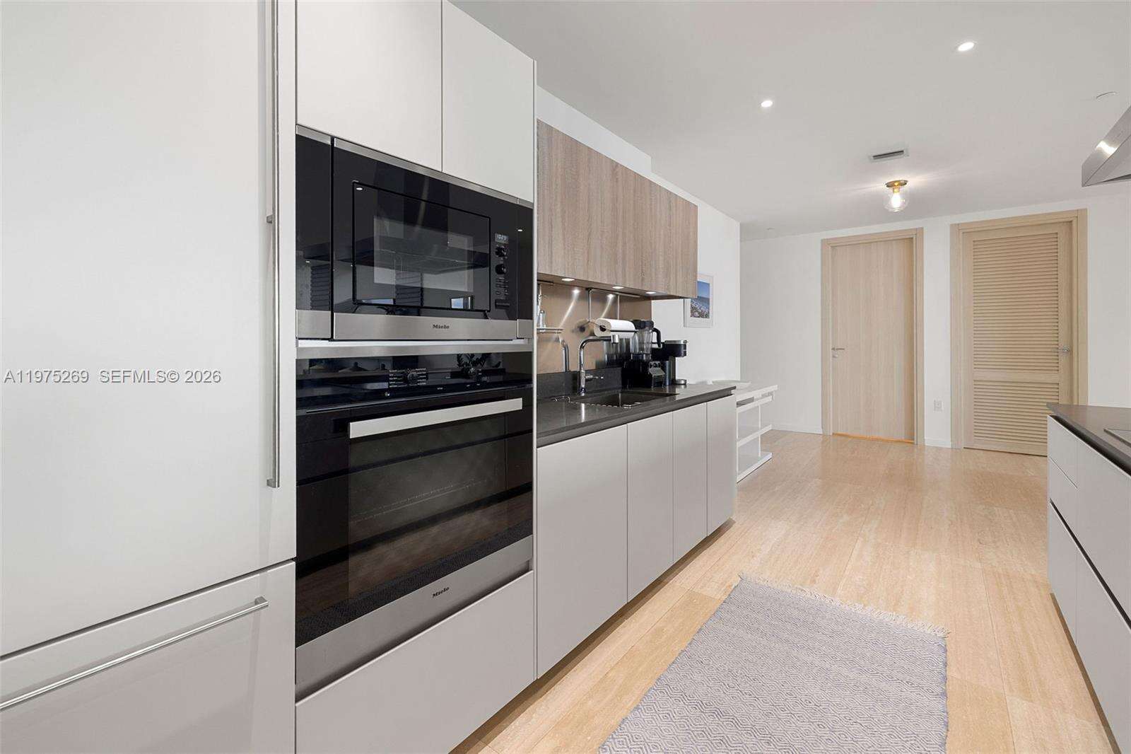 BRICKELL FLATIRON - 1000 Brickell Plaza, Miami, FL 33131 | Picture 18