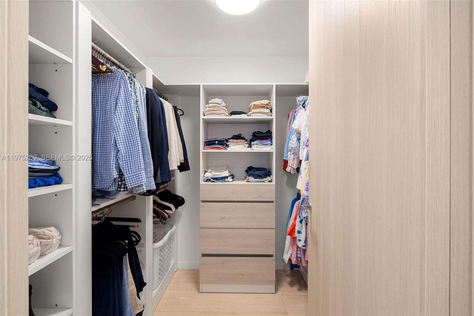 BRICKELL FLATIRON - 1000 Brickell Plaza, Miami, FL 33131 | Picture 29